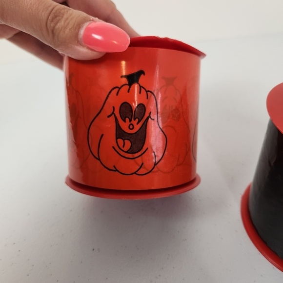 Halloween Spooky Yard Decorations Plastic Spool of Tape Pumpkins Skeleton - Picture 4 of 7